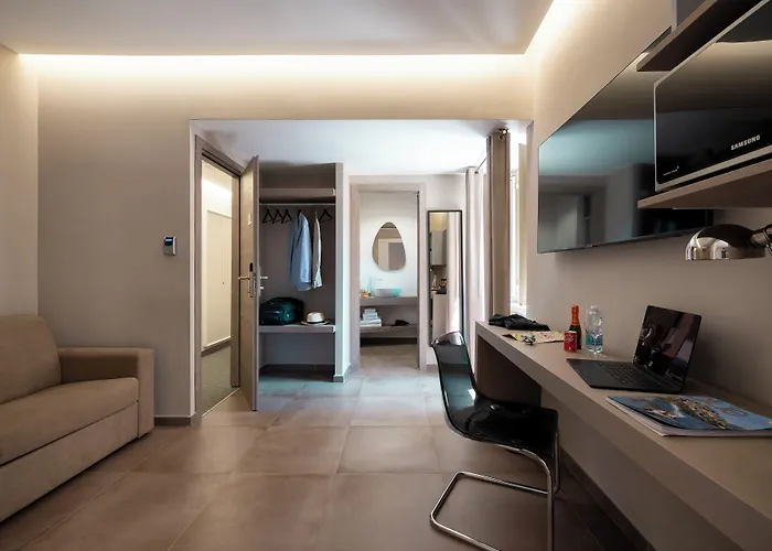 The Point - 4* Roma